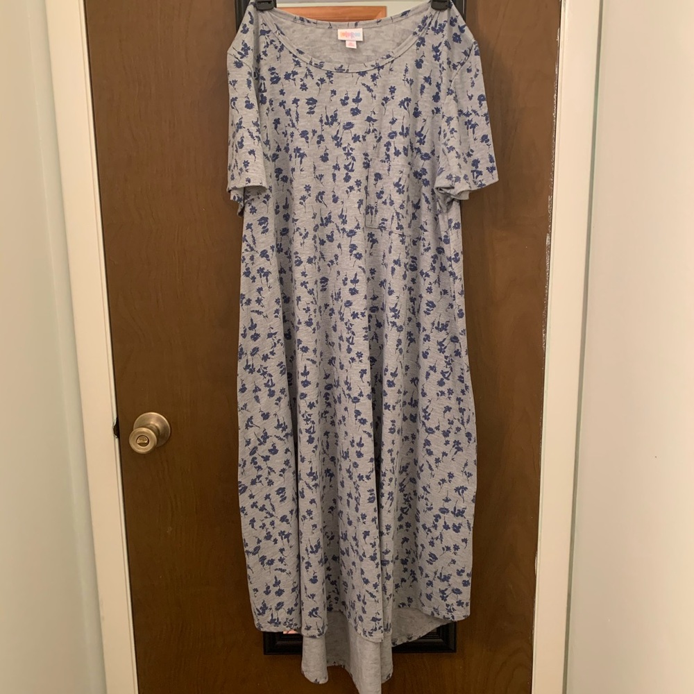LuLaRoe Carly Mid-Length Gray & Navy Floral Dress